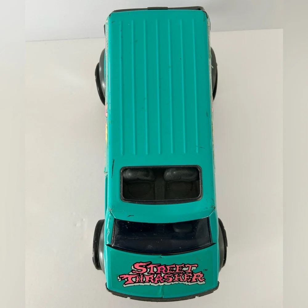 🦋 5/$25 - (1992) Tonka Street Thrasher Chevy Astro Toy Van Car